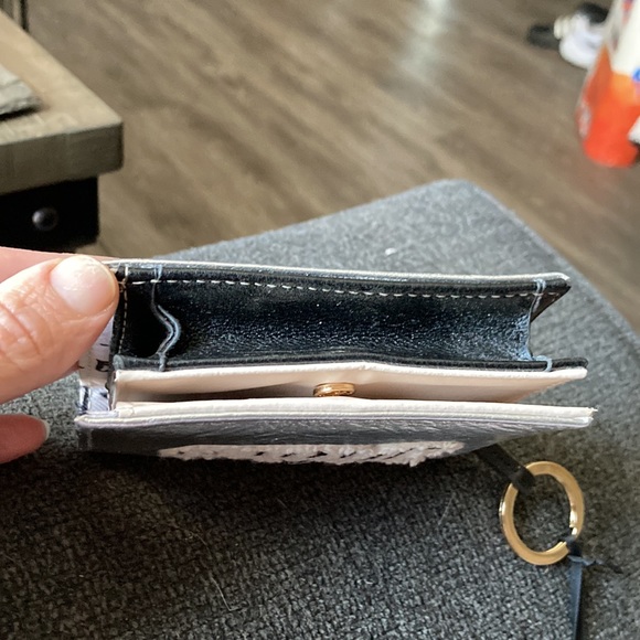 Juicy Couture Metallic Silver Shear Genius Small Structured Bifold. New with tag - Picture 8 of 11